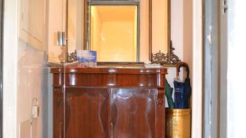 Check-in-/Check-out-Schalter