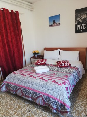 Standard Double or Twin Room, 2 Single Beds, City View - Venice Park House (Mestre)