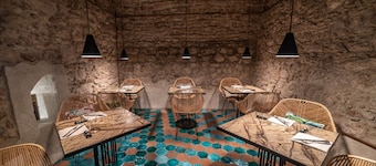 Medousa Bistrot & Suites