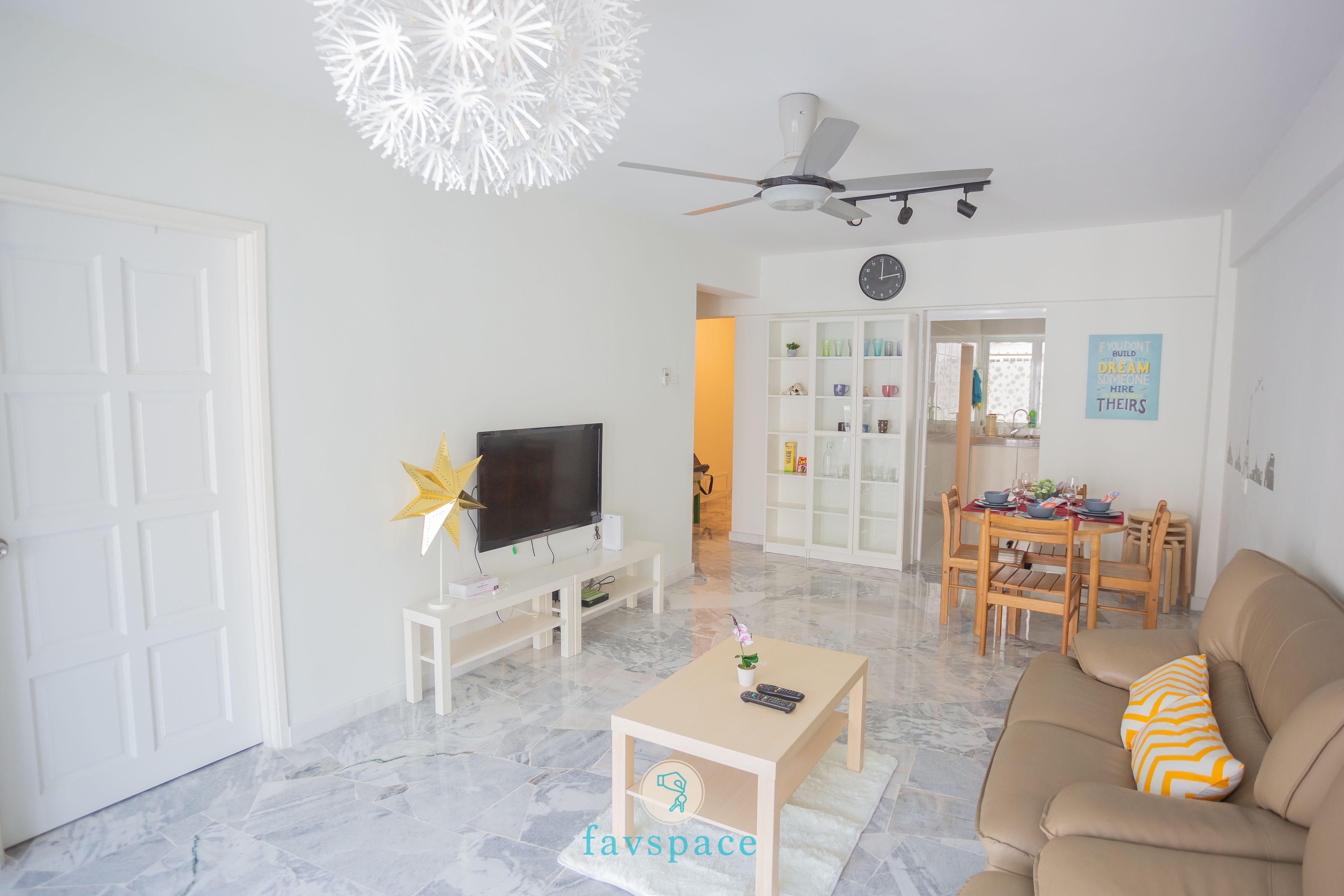 Apartment | Ruang tamu | TV 