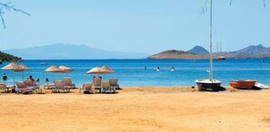 Beach - Hakan Otel (Bodrum)