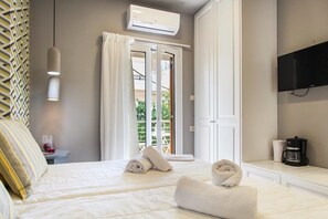 Kahden hengen huone, parveke (B3) | Äänieristys, ilmainen Wi-Fi, vuodevaatteet