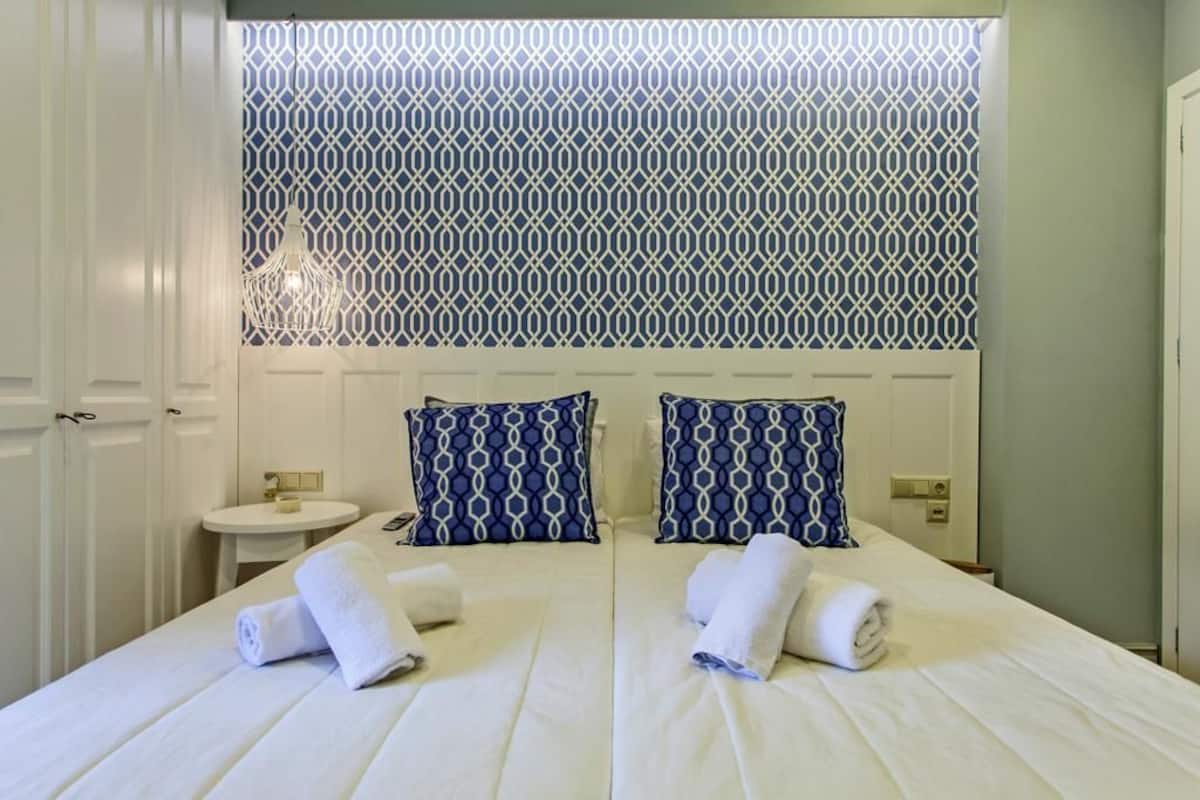 Deluxe studio, balkon (A2) | Geluiddichte muren, gratis wifi, beddengoed