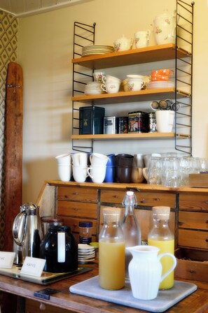 Desayuno buffet todos los días (con cargo) 