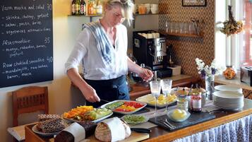 Frukostbuffé varje dag mot avgift