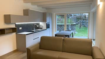 Deluxe Apartment | Living area
