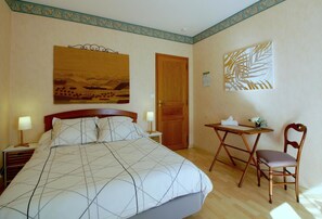 Suite | Décoration personnalisée, ameublement personnalisé, bureau