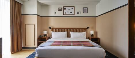 Room, 1 King Bed, Mobility Accessible (Study) | 1 bedroom, hypo-allergenic bedding, in-room safe, desk