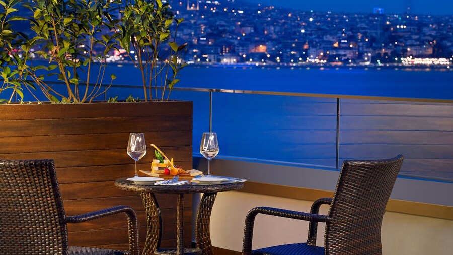 Port Bosphorus Hotel