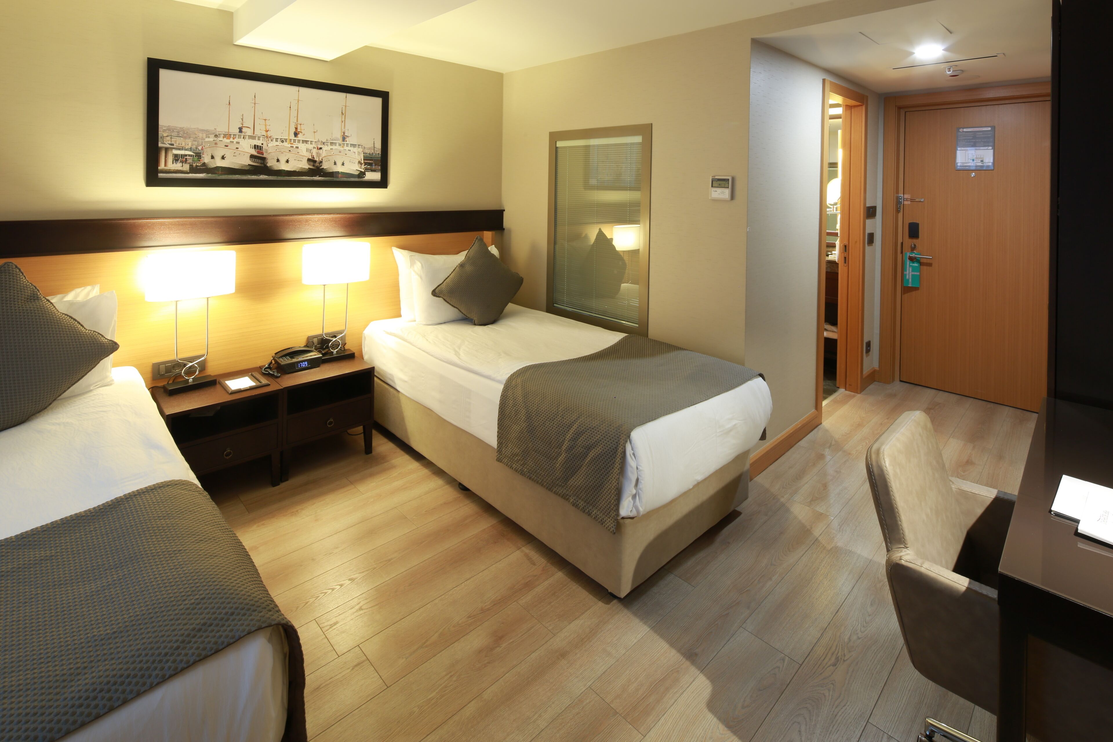 Photo - Port Bosphorus Hotel