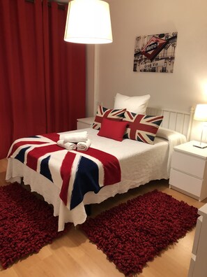 Decoración personalizada, muebles diferentes y escritorio