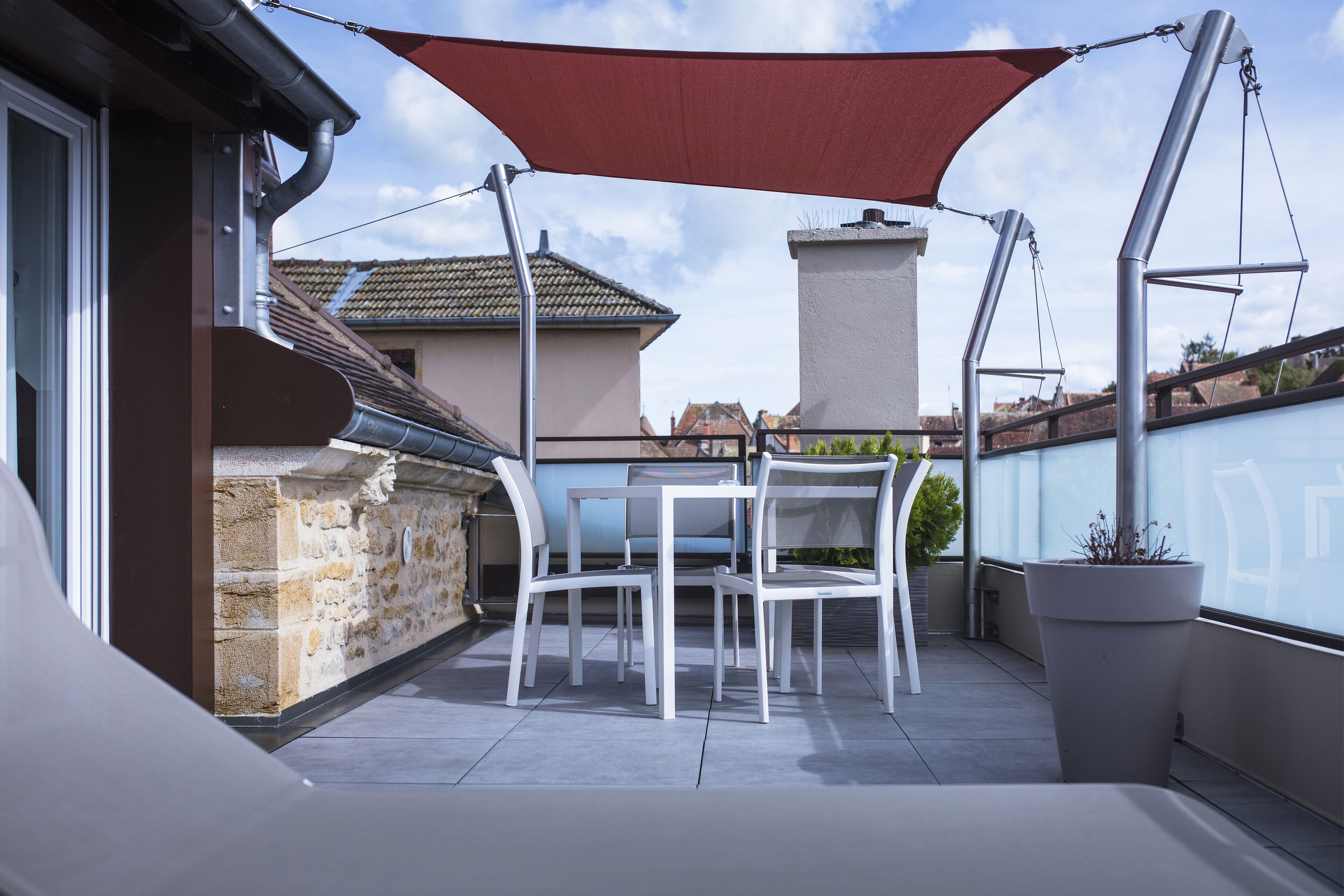 suite | terrace/patio