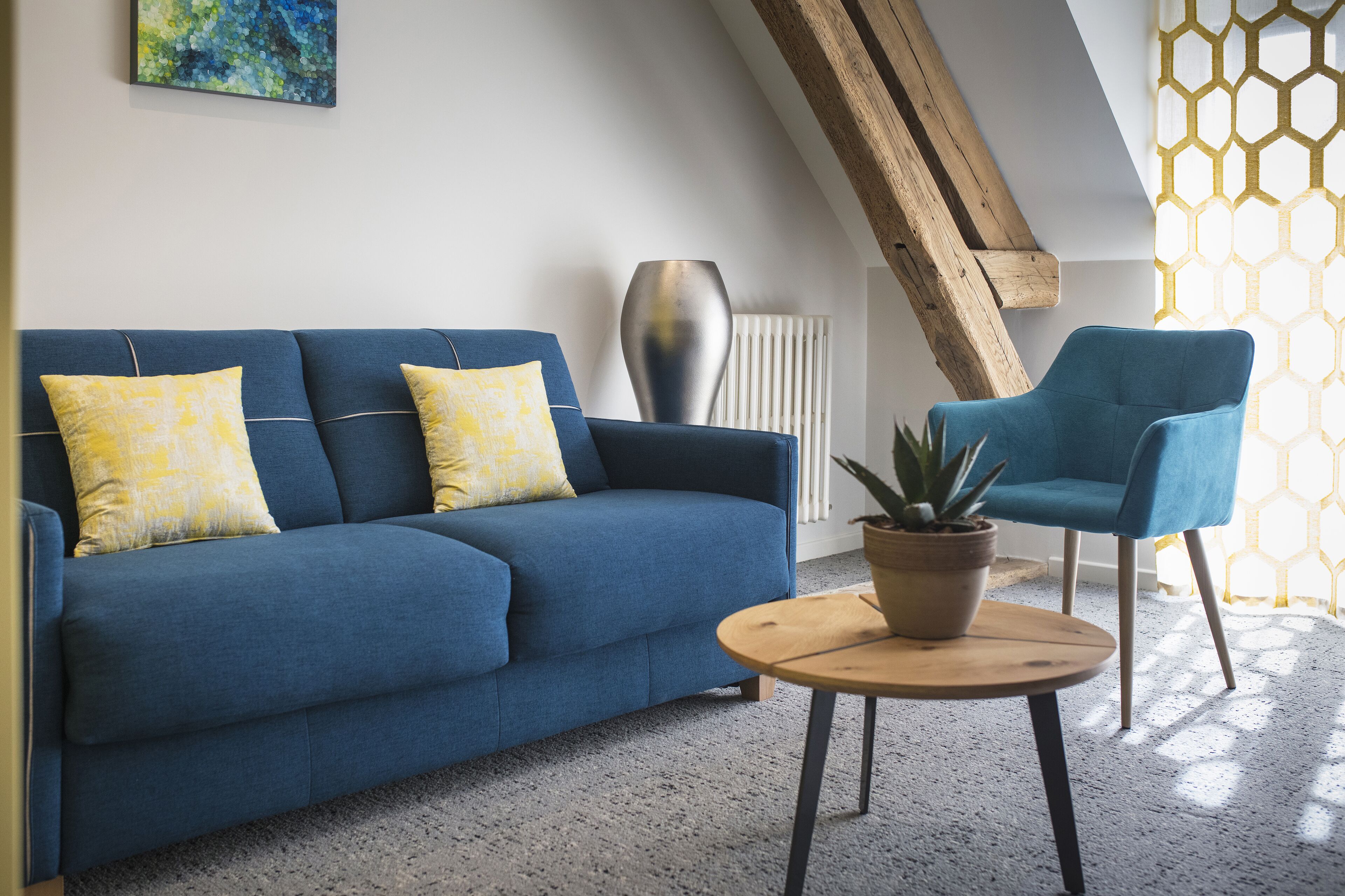 junior suite | living area