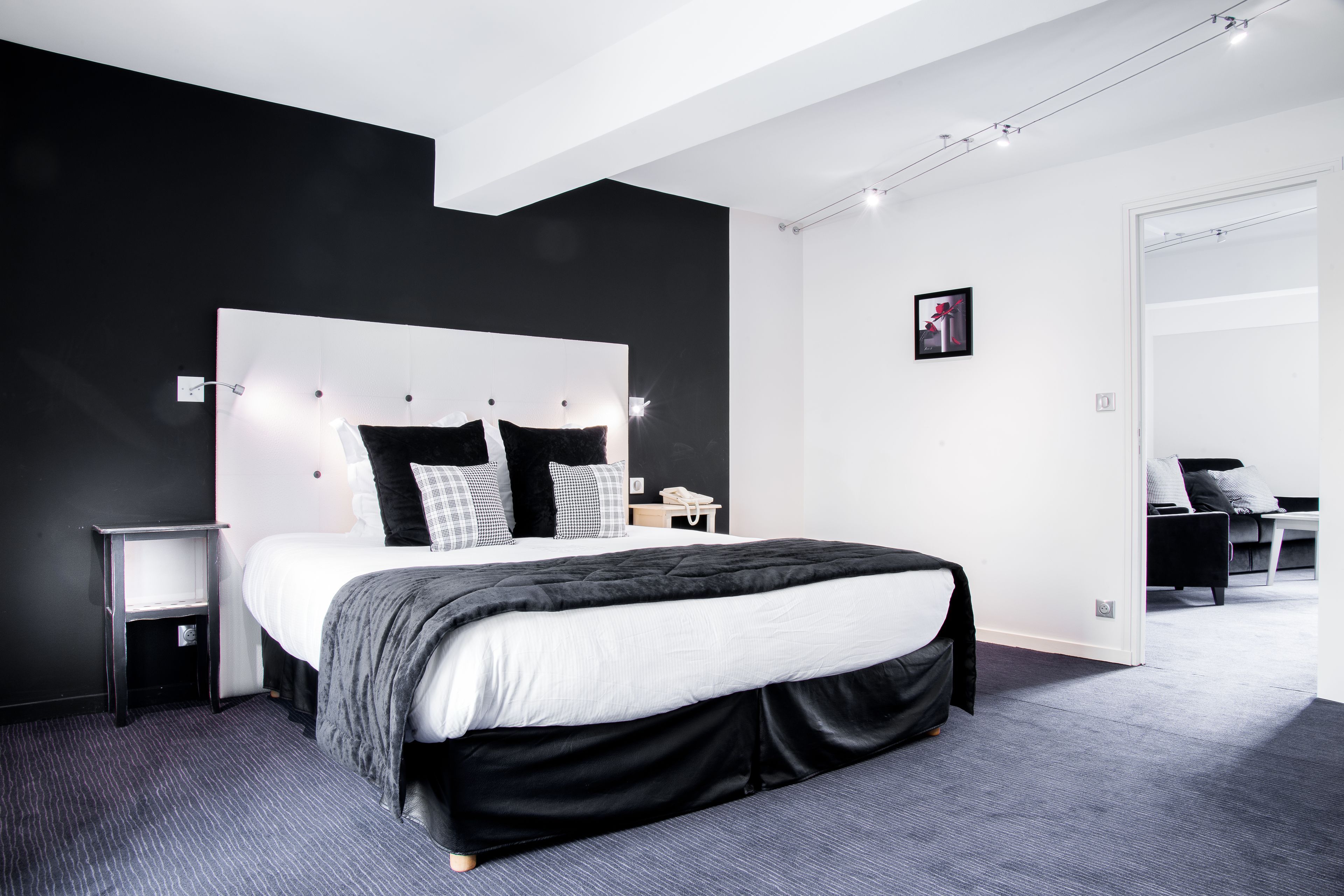 suite | 1 bedroom, minibar, in-room safe, desk