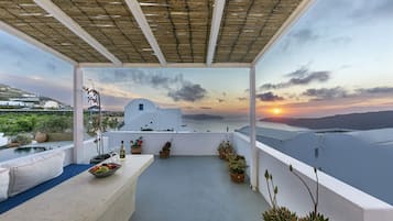 Clay Villa with Private Pool | Terrace/patio