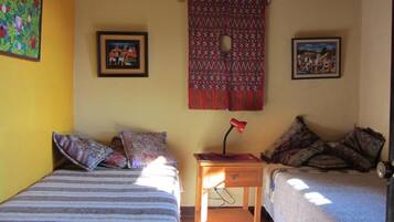 1 quarto, quartos à prova de som, Wi-Fi de cortesia, roupa de cama