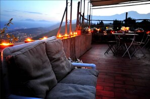 Terrace/patio - SAN MARTINO ROOMS & BREAKFAST (Borgio Verezzi)