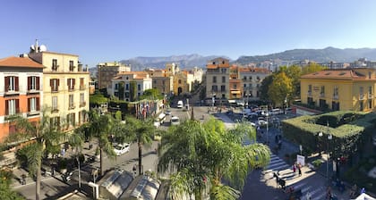 La Casa dell'Orologio - MAIN SQUARE