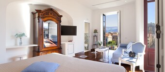 La Casa dell'Orologio - MAIN SQUARE