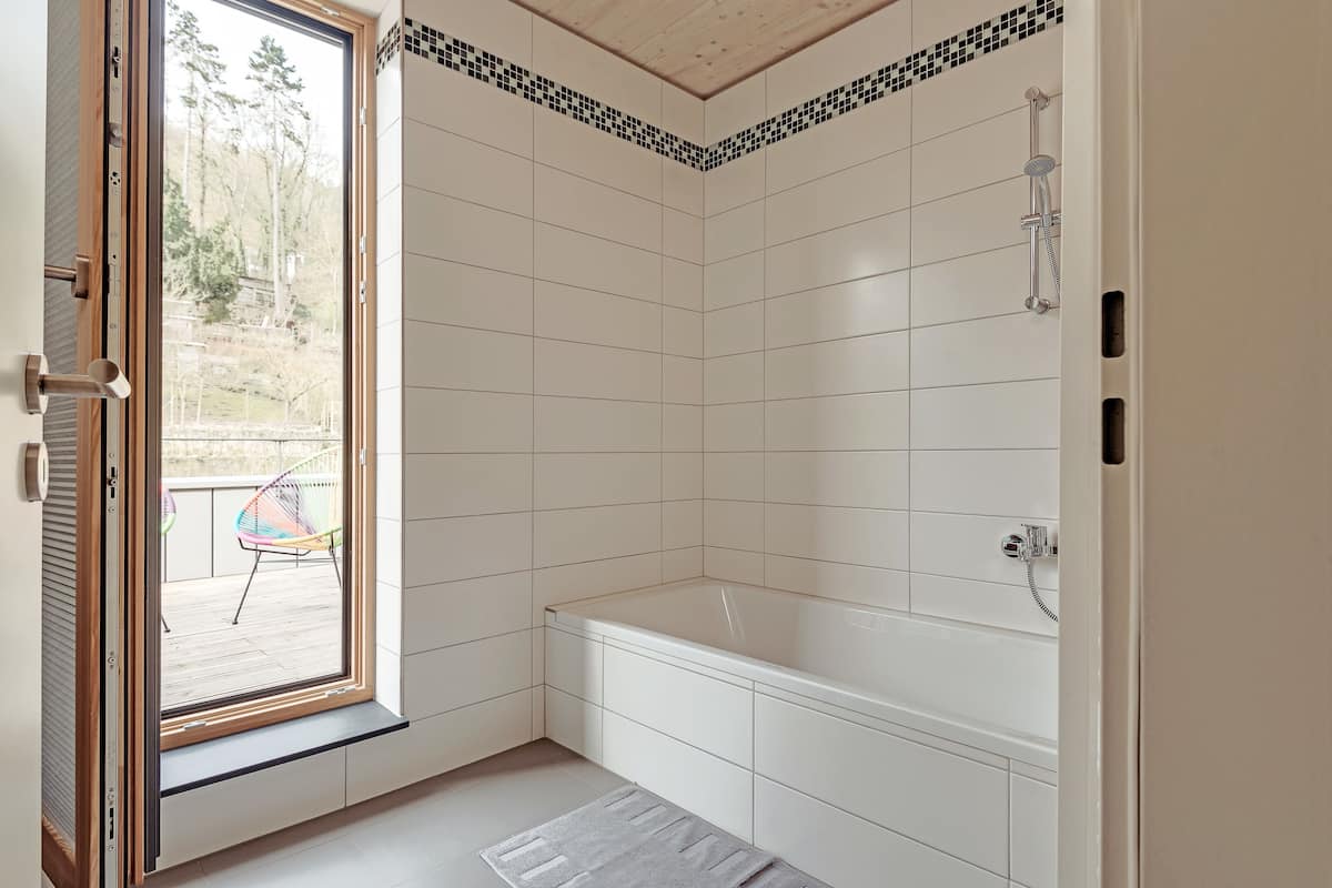 design penthouse, 2 bedrooms, terrace, executive level | bathroom | hair dryer, towels