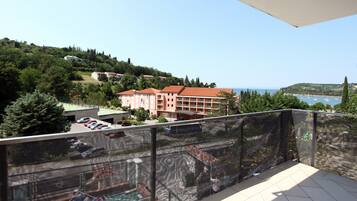 Apartment, 2 Bedrooms, Sea View | Balcony