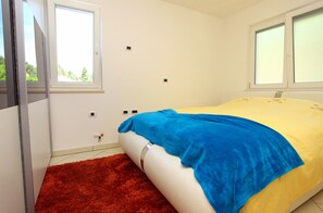 LÀgenhet - 3 sovrum - havsutsikt (Penthouse) | StrykjÀrn/strykbrÀda, gratis wi-fi och sÀngklÀder
