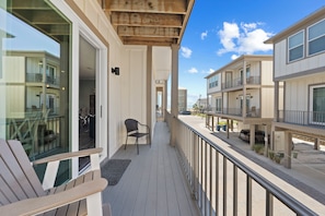 Exclusive Cottage, 2 Bedrooms, Balcony, Lagoon View | Balcony