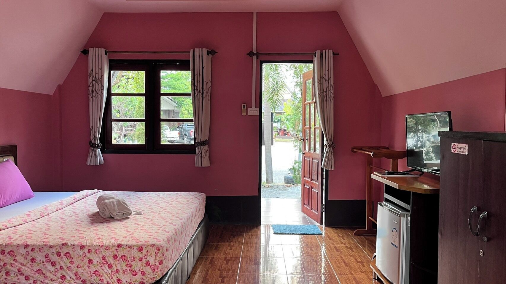Chambre Supérieure | Lits pliants/supplémentaires, Wi-Fi gratuit, draps fournis