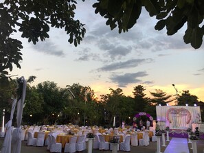 Outdoor banquet area - Panichat Resort (Lampang)