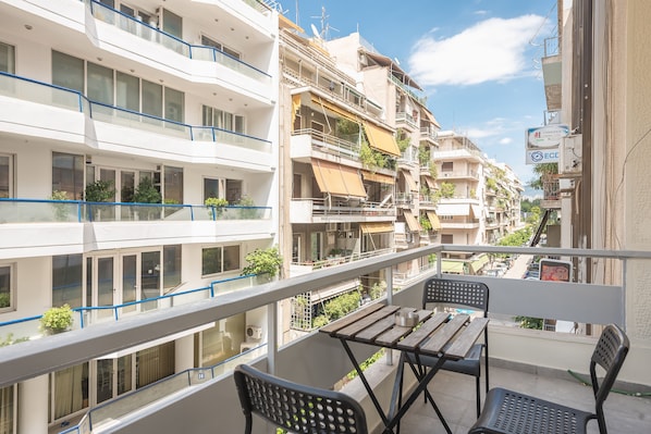 Apartament (Victoria Secret 1 min from Metro) | Balcó