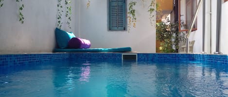 Utomhuspool