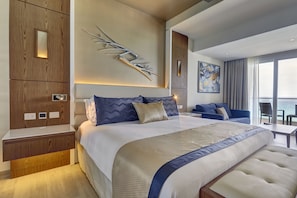 Literie de qualité, minibar contenant certains articles gratuits