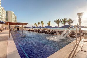 2 outdoor pools, cabanas (surcharge), pool umbrellas - Royalton CHIC Cancun, An Autograph Collection All-Inclusive Resort - Adults Only (Cancun)
