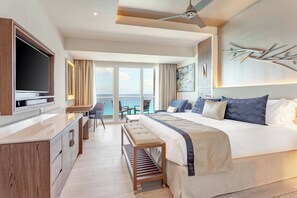 Premium bedding, free minibar items, in-room safe, desk - Royalton CHIC Cancun, An Autograph Collection All-Inclusive Resort - Adults Only (Cancun)