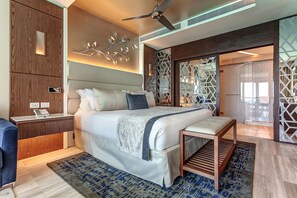 Literie de qualité, minibar contenant certains articles gratuits