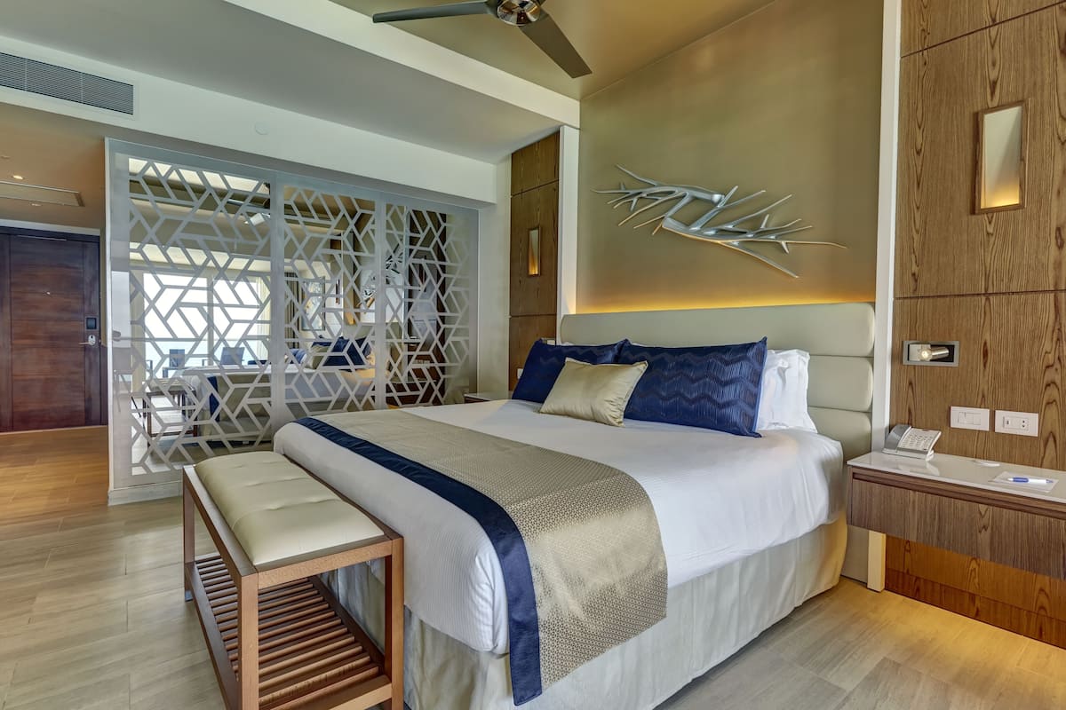 Peralatan tempat tidur premium, item bar mini percuma