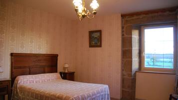 Superior Double Room | Individually decorated, individually furnished, cribs/infant beds