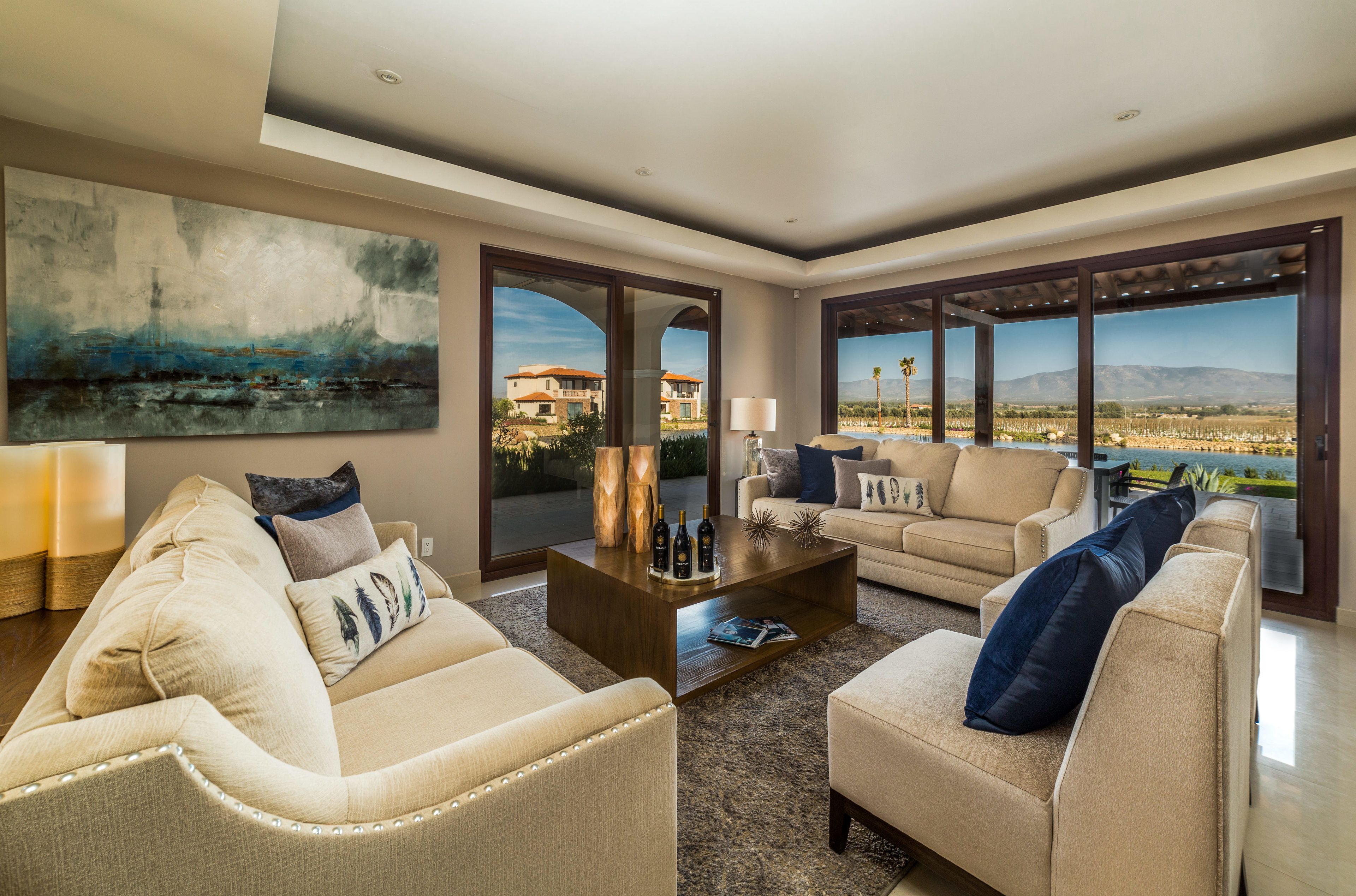 flat-screen tv, ipod dock