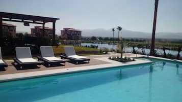 Alberca al aire libre