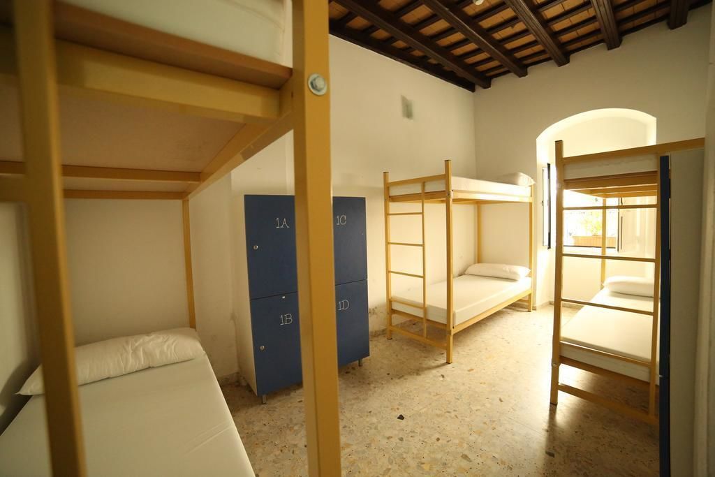 Shared Dormitory, Mixed Dorm (Bed in 6 bed) | Free WiFi, bed sheets