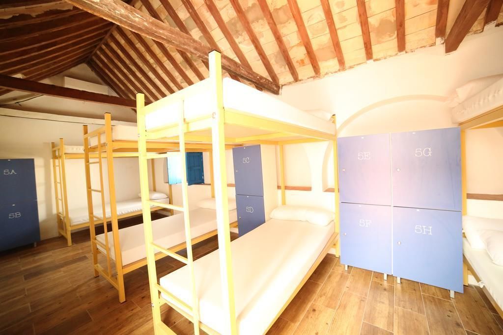 Shared Dormitory, Mixed Dorm (Bed in 8 bed) | Free WiFi, bed sheets