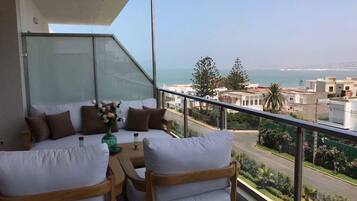 Appartement Luxe, vue plage | Balcon