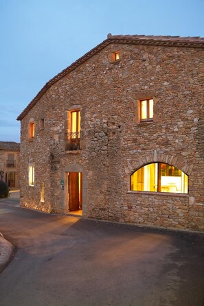 Exterior - Can Barrull (Palau-Sator)