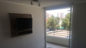 Standard Apartment, 2 Bedrooms | 2 bedrooms, iron/ironing board, WiFi (free), bed sheets - Apartment Ñuñoa (Santiago)