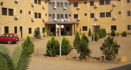 Hail Henrietta Hotel