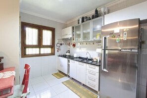 Apartment | Eigene Küche | Kühlschrank, Mikrowelle, Herdplatte, Wasserkocher