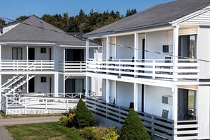 Exterior - Bluebird Ocean Point Inn (East Boothbay)