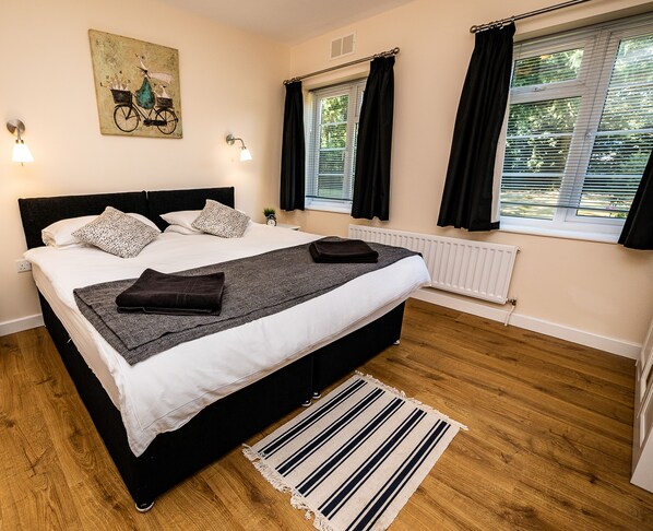 华丽公寓, 3 间卧室, 无烟房, 厨房 | 3 多间卧室、特色装修、特色家居、遮光窗帘