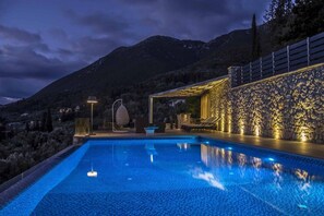Piscine extérieure