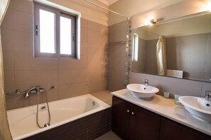 Villa, 5 Bedrooms, Private Pool, Sea View | Bathroom | Separate tub and shower, deep soaking tub, hair dryer, towels